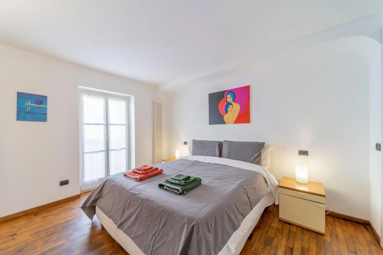 Parrot House - Casa In Centro A Parma Appartamento