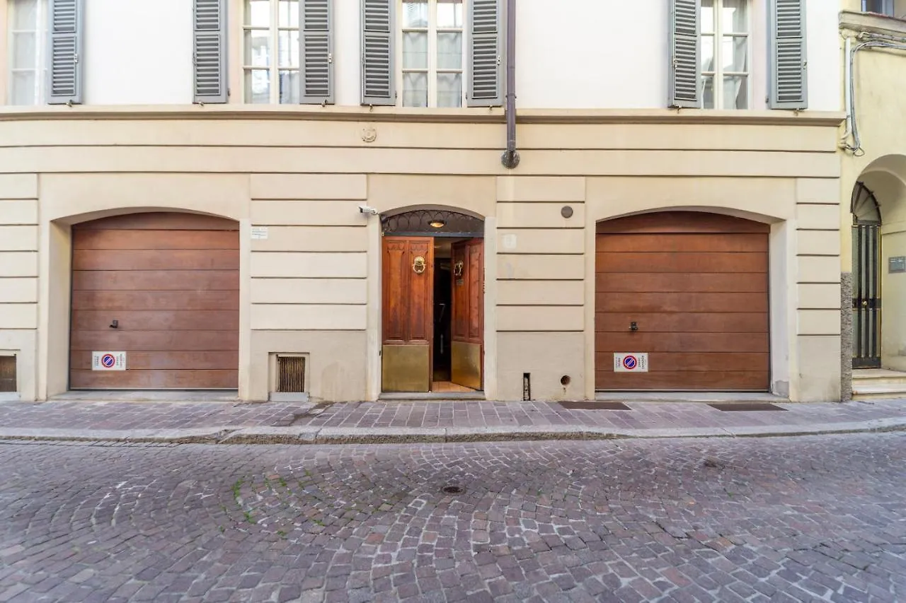 Parrot House - Casa In Centro A Parma Apartment